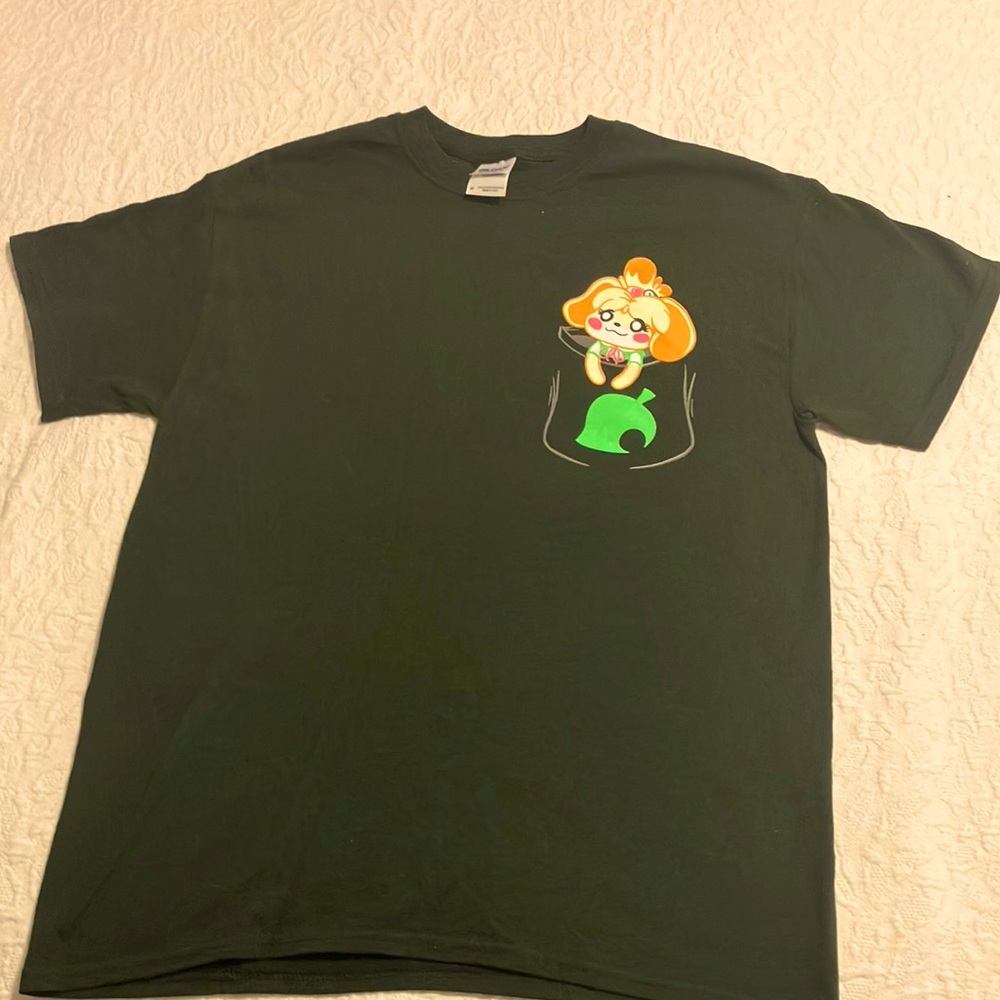 Animal Crossing Isabelle T-Shirt. NWOT